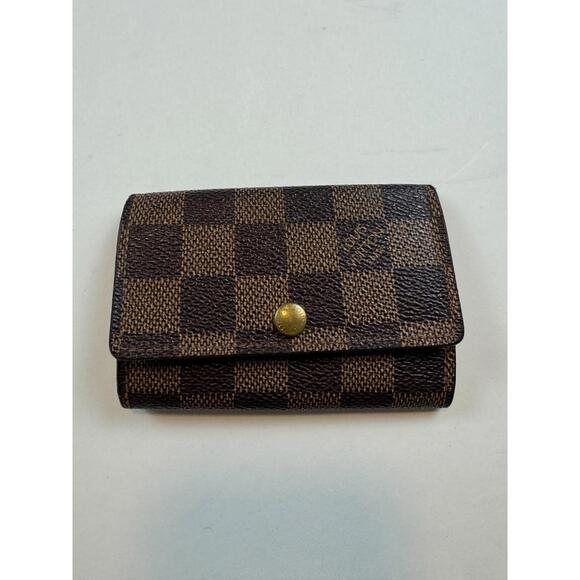 Louis Vuitton Keyholder - Picture 3 of 8